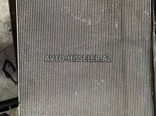 Ford Fusion radiatoru